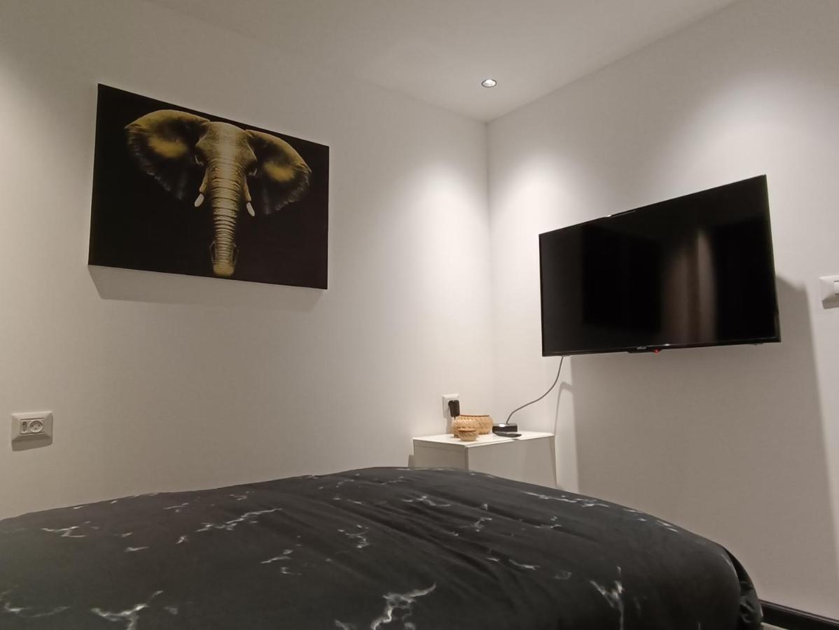 Luxury Aparment 5 Room 2 Minutes From The Beach Бат-Ям Экстерьер фото