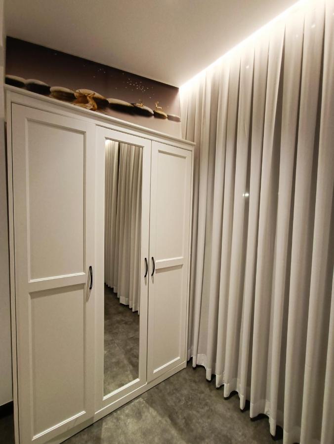 Luxury Aparment 5 Room 2 Minutes From The Beach Бат-Ям Экстерьер фото
